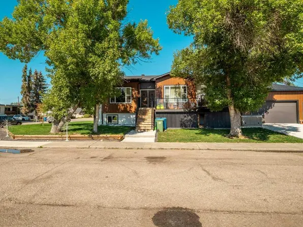 2021 S 15th St, Coaldale, AB T1M 1A1