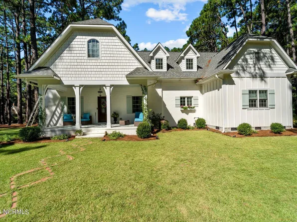 215 Daffodil Road, Southern Pines, NC 28387