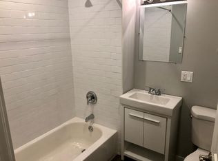 2750 W Cermak Rd #&-2R-3R, Chicago, IL 60608