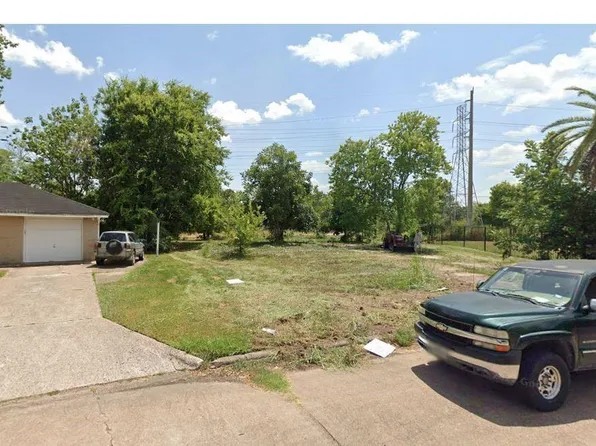 5606 Bayfield Dr, Houston, TX 77033