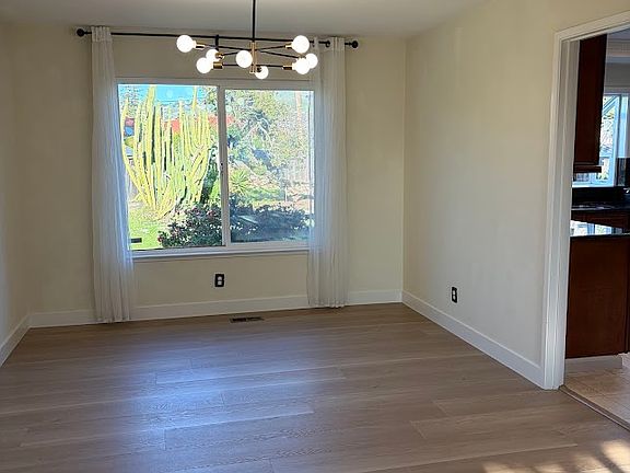 5th image of 2891 Lausanne Ct