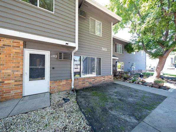 740 W Village Rd APT 103, Chanhassen, MN 55317