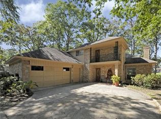 262 Point Clear Dr, Conroe, TX 77304