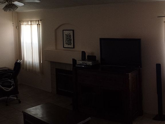 5th image of 4439 Cuarzo Ave NW