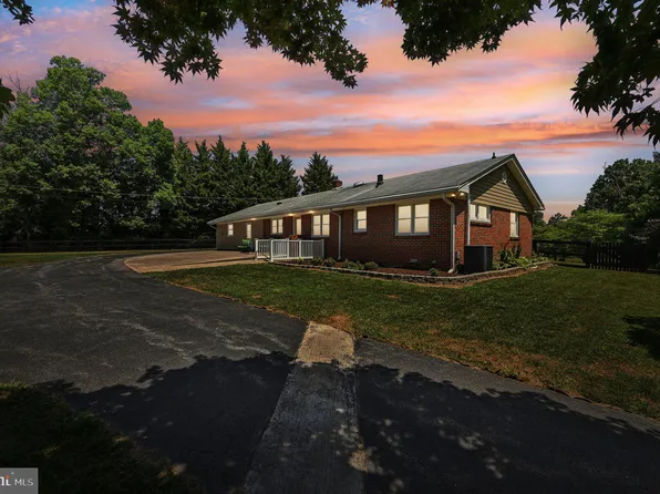 2724 Jennings Chapel Rd, Woodbine, MD 21797