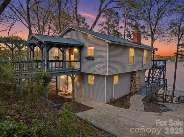 547 Lake Shore Dr, Norwood, NC 28128