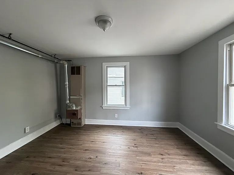 291 E Main St #2D — Photo 6