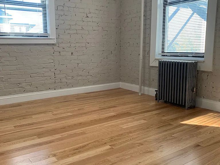 50 Park Vale Ave — Photo 76