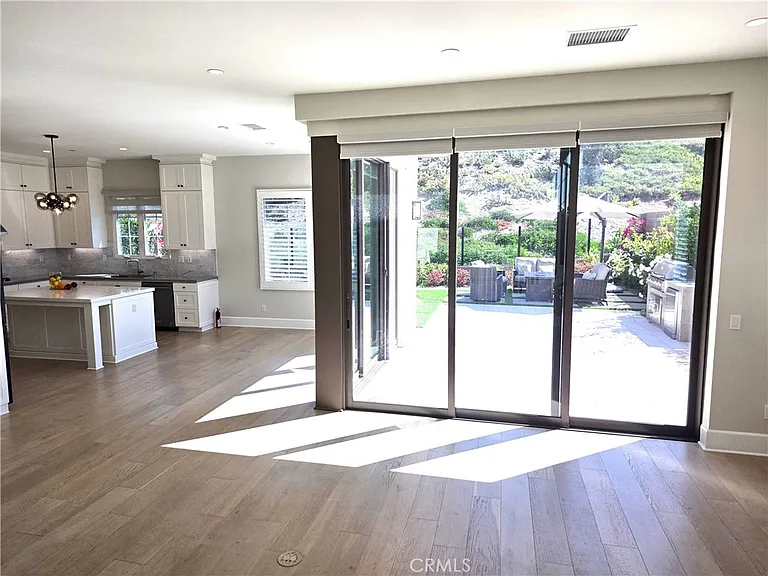 102 Vigna — Photo 3
