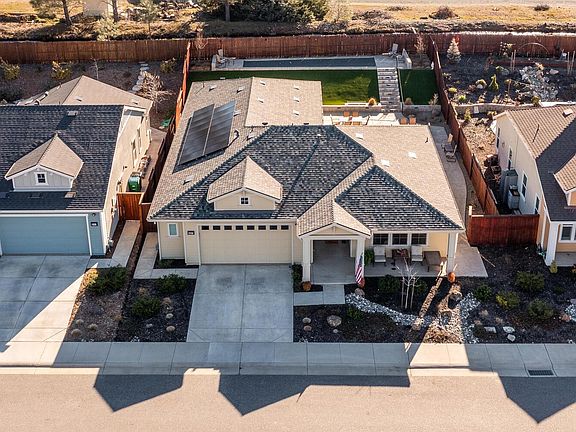 3rd image of 207 Ryans Ln
