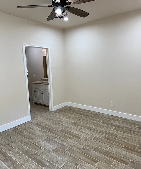 1475 Bonnyview Dr — Photo 16