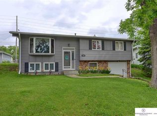 9606 Corby St, Omaha, NE 68134