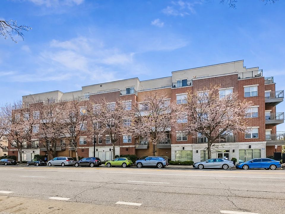 1st image of 1155 W Roosevelt Rd Unit 304