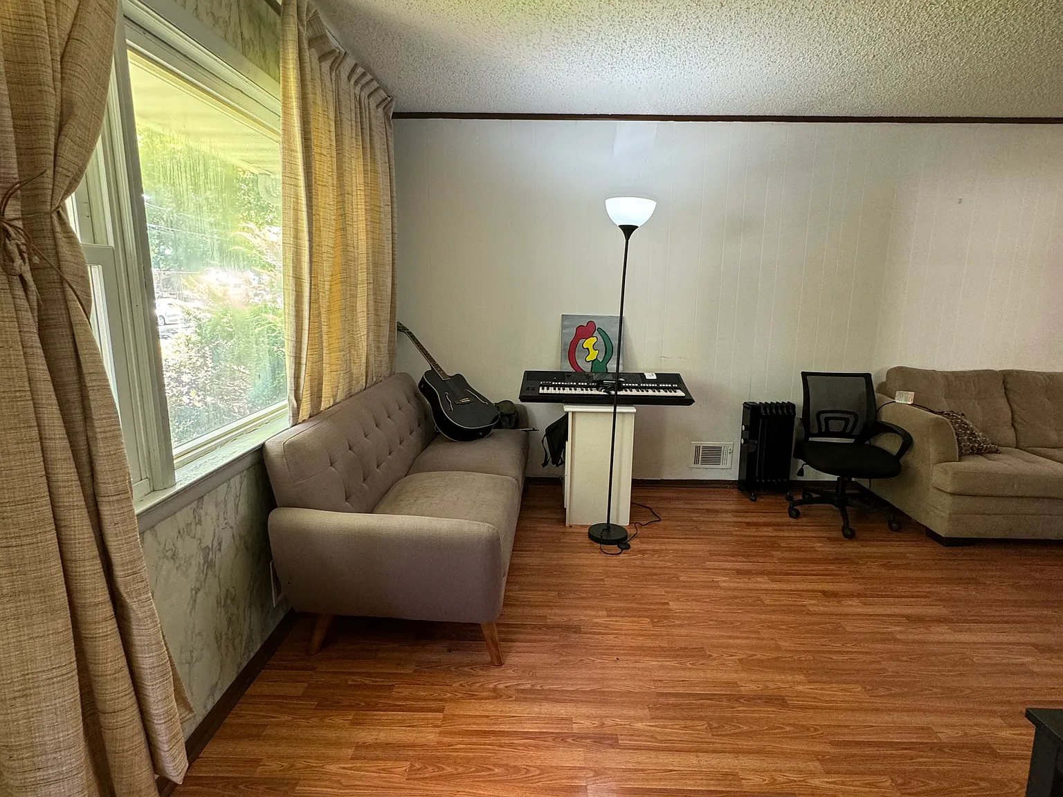 1 bed, 1.5 bath, $800 — Photo 4