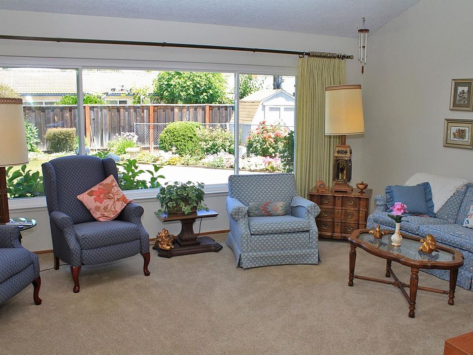 1st image of 5338 Lenora Ave