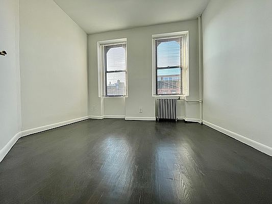 1st image of 50 Carmine St APT 11