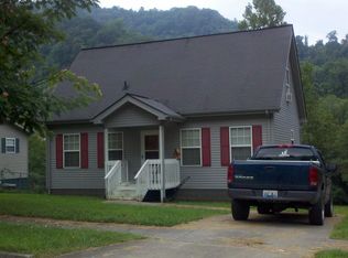 136 Station Ln, Harlan, KY 40831