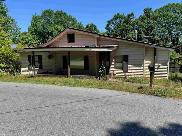 201 Hunters Ct, Laurens, SC 29360
