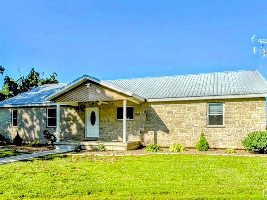 3802 4th St, Owensville, MO 65066