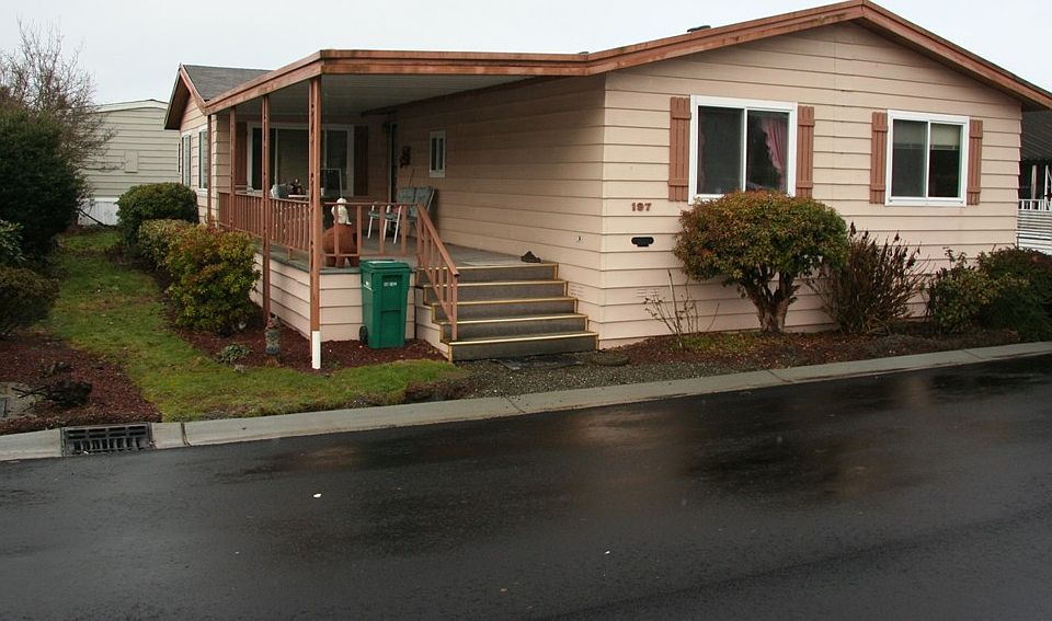 1st image of 3611 I St NE Unit 197