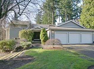 1045 144th Ave NE, Bellevue, WA 98007