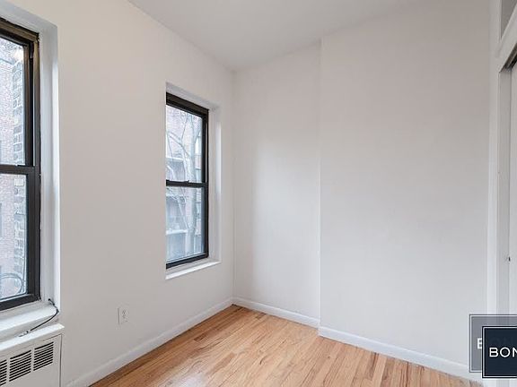3rd image of 220 E 85th St #2R2