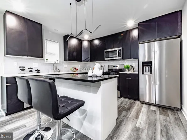 66 Holland St, Lindenwold, NJ 08021