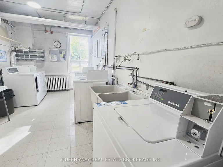 755 Avenue Rd #206 — Photo 23