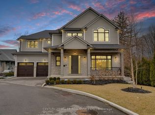 2265 Lakeshore Rd #3, Burlington, ON L7R1B1