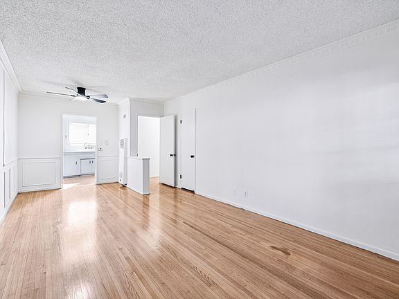 5th image of 8115 Lincoln Blvd #1/2