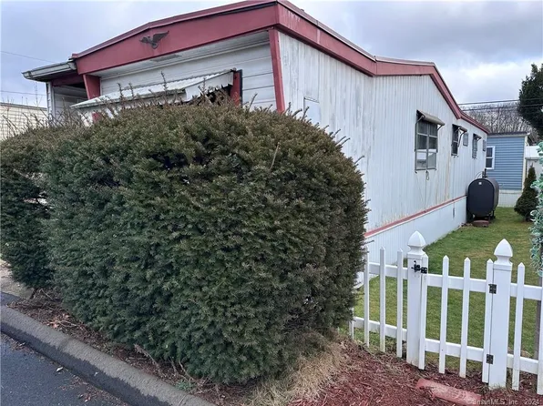 11 Loring Court, Wallingford, CT 06492