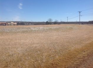 1271 Cook Rd, Crossville, TN 38555