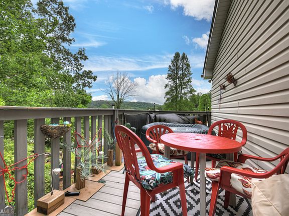 3rd image of 1359 Salem Rd