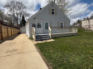 1214 Indiana St, Racine, WI 53405