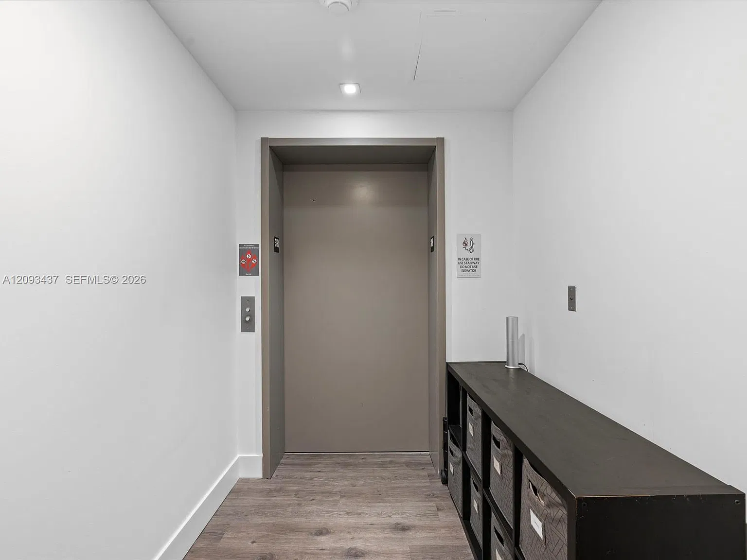 The Harbour North Condo — Photo 3
