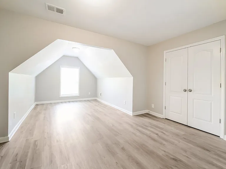 8074 Colton Creek Way — Photo 13