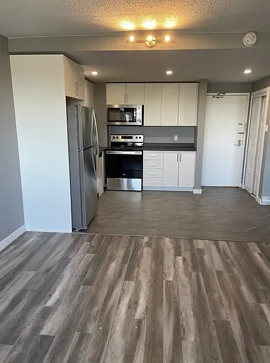 1421 Brookdale Ave #1A — Photo 8