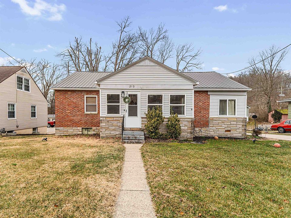 1st image of 213 Holley Ct