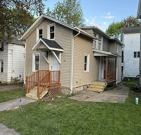 75 Colt St — Photo 1