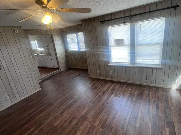1507 SW 6th St, Lawton, OK 73501