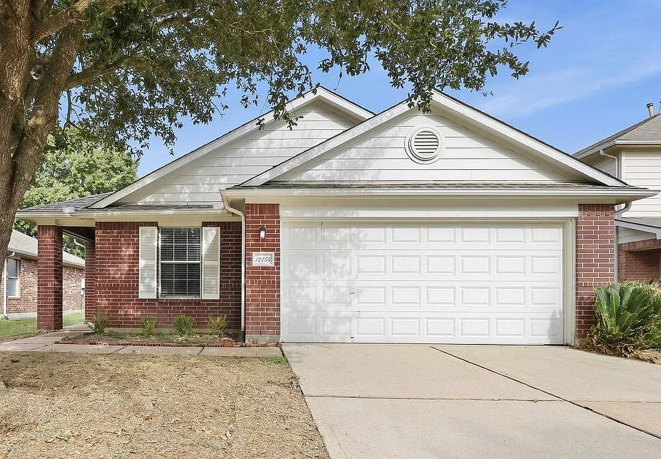 12254 Lavon Dr