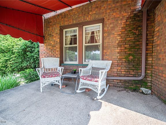 4th image of 204 Berkshire Ave