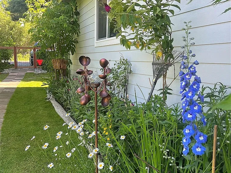 1555 Panorama Dr — Photo 21