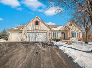 16844 Interlachen Blvd, Lakeville, MN 55044