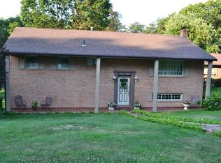 308 Columbia Dr, Aliquippa, PA