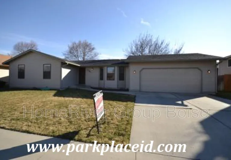 11703 W Ginger Creek Dr — Photo 1