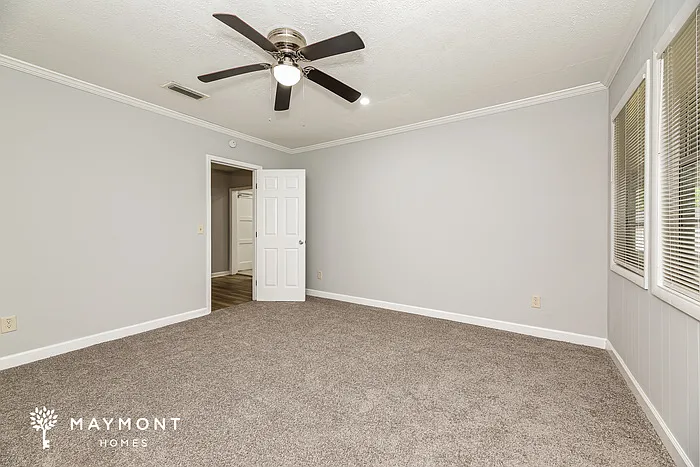 4740 Cardinal Blvd — Photo 10