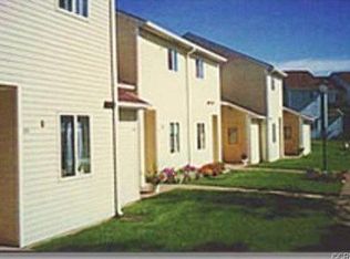 200 Pine Trl, Honeoye Falls, NY 14472