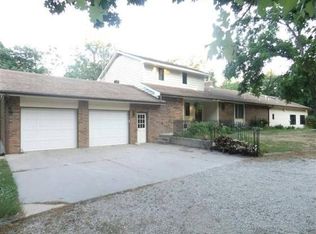 6034 Dickinson Rd, Meriden, KS 66512