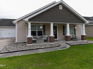221 Bandon Dr, New Bern, NC 28562